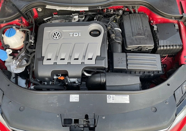 Volkswagen Passat cena 25900 przebieg: 242000, rok produkcji 2012 z Nidzica małe 379